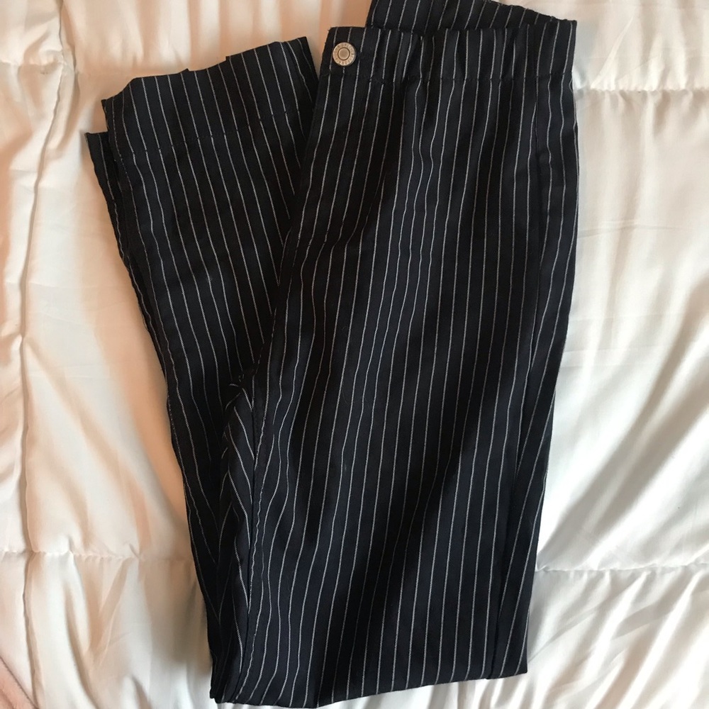 Brandy Melville Tiden Pants